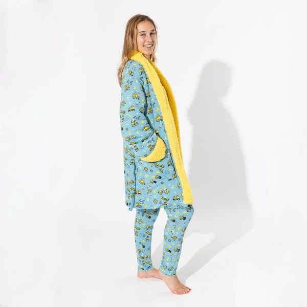 Minions Bello Banana Bamboo Adult Sherpa Robe Supply